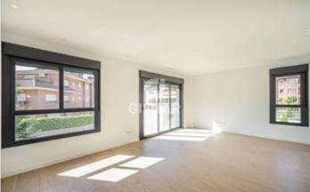 5 edificios en venta pozuelo de alarcon