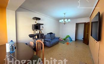 26 pisos en venta petres