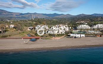 337 pisos en venta en marbella con piscina