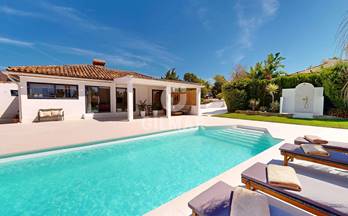 venta chalet malaga costa natura