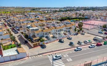 524 pisos en venta en torrevieja con piscina