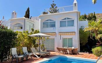 venta villa nerja capistrano