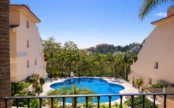 venta apartamento marbella nueva andalucia - vista real