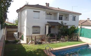 42 casas en venta escuzar