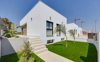 venta villa los alcazares 