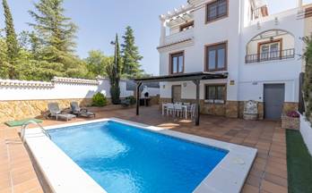 venta chalet la zubia laurel de la reina