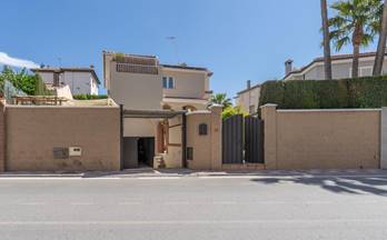 venta chalet gojar a la entrada