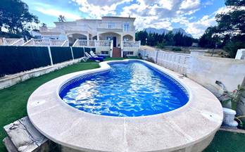 venta villa la nucia 