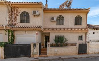 venta chalet adosado cullar vega vega de granada zona noroeste