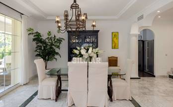 venta chalet estepona casasola