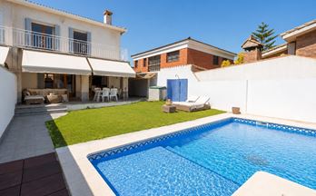 18 casas en venta en cambrils con piscina