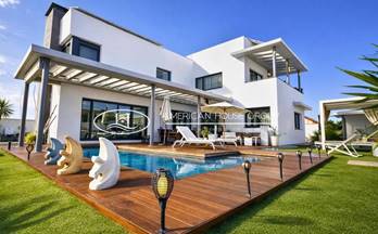 VILLA en venta chiclana de la frontera la coquina - los gallos