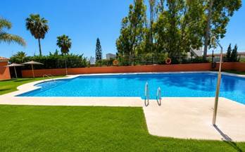 3  pisos y apartamentos en venta amueblados san luis de sabinillas