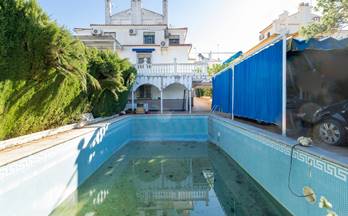 venta chalet adosado peligros urbanización monteluz