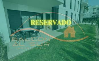 5 pisos en venta en rota con piscina