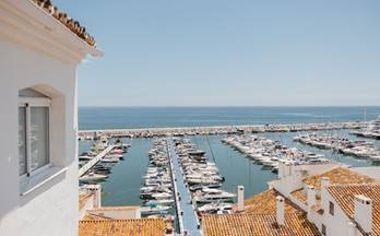 alquiler atico marbella puerto banus