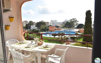 62 venta de pisos en roses con terraza