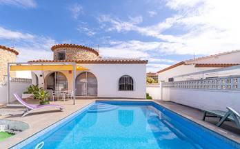 venta chalet roses santa margarida