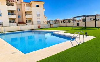 apartamentos en venta en san luis de sabinillas terraza