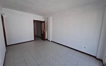venta piso parla reyes