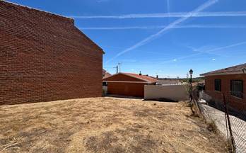 venta terrenos solares navas del rey casco urbano