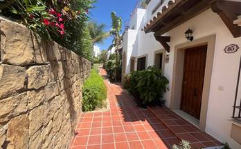venta chalet adosado estepona costa del sol