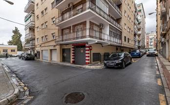venta garaje granada cervantes