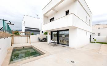 venta casa unifamiliar la zubia camino gojar