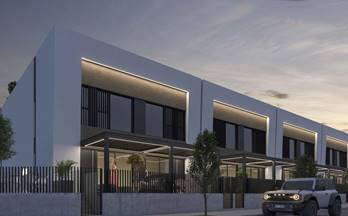 venta chalet adosado dolores sector 2