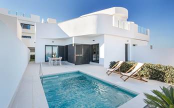 venta villa torrevieja lago jardin ii