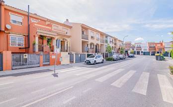 venta chalet adosado ogijares zona metropolitana