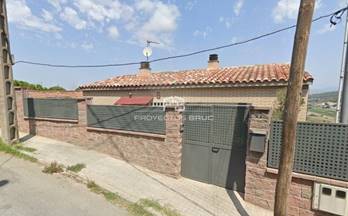 1 casas en venta nou barris barcelona