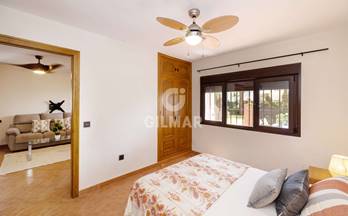 venta chalet estepona benamara - dos hermanas
