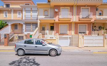 venta chalet adosado churriana de la vega vial