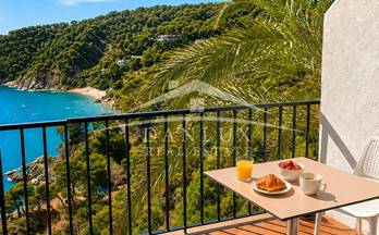 venta apartamento tossa de mar cala llevado