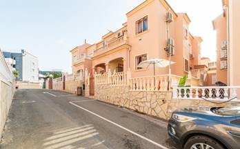 CHALET ADOSADO en venta Orihuela Costa Playa Flamenca