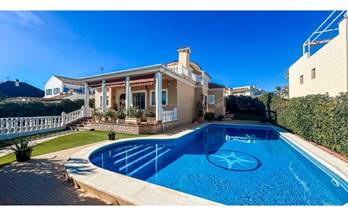 venta villa torrevieja la mata