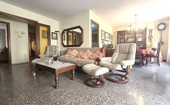 venta piso reus barrio poetas