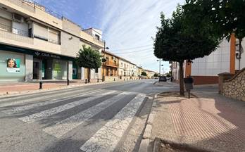 6 locales en venta lachar