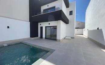 venta villa almoradi comunidad valenciana