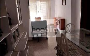 alquiler piso sevilla av reina mercedes
