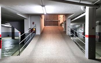 venta garaje reus barrio poetas