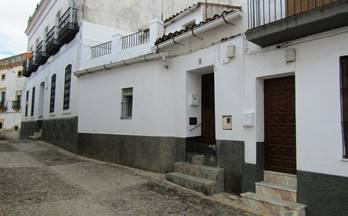 CASA UNIFAMILIAR en venta zufre casco urbano