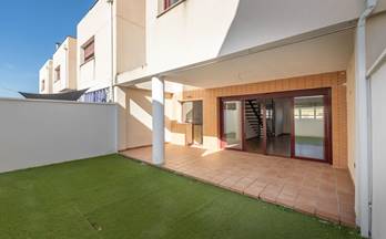 venta chalet adosado belicena vega de granada zona noroeste