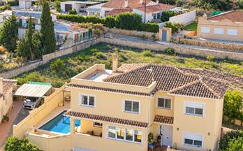 venta chalet la nucia 