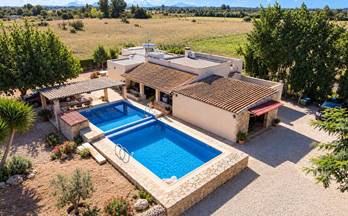 venta finca rustica sencelles nucleo urbano 60