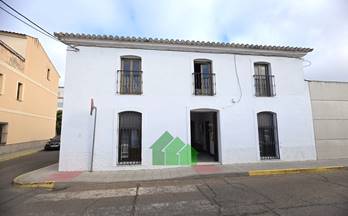 venta chalet independiente puebla de la calzada centro